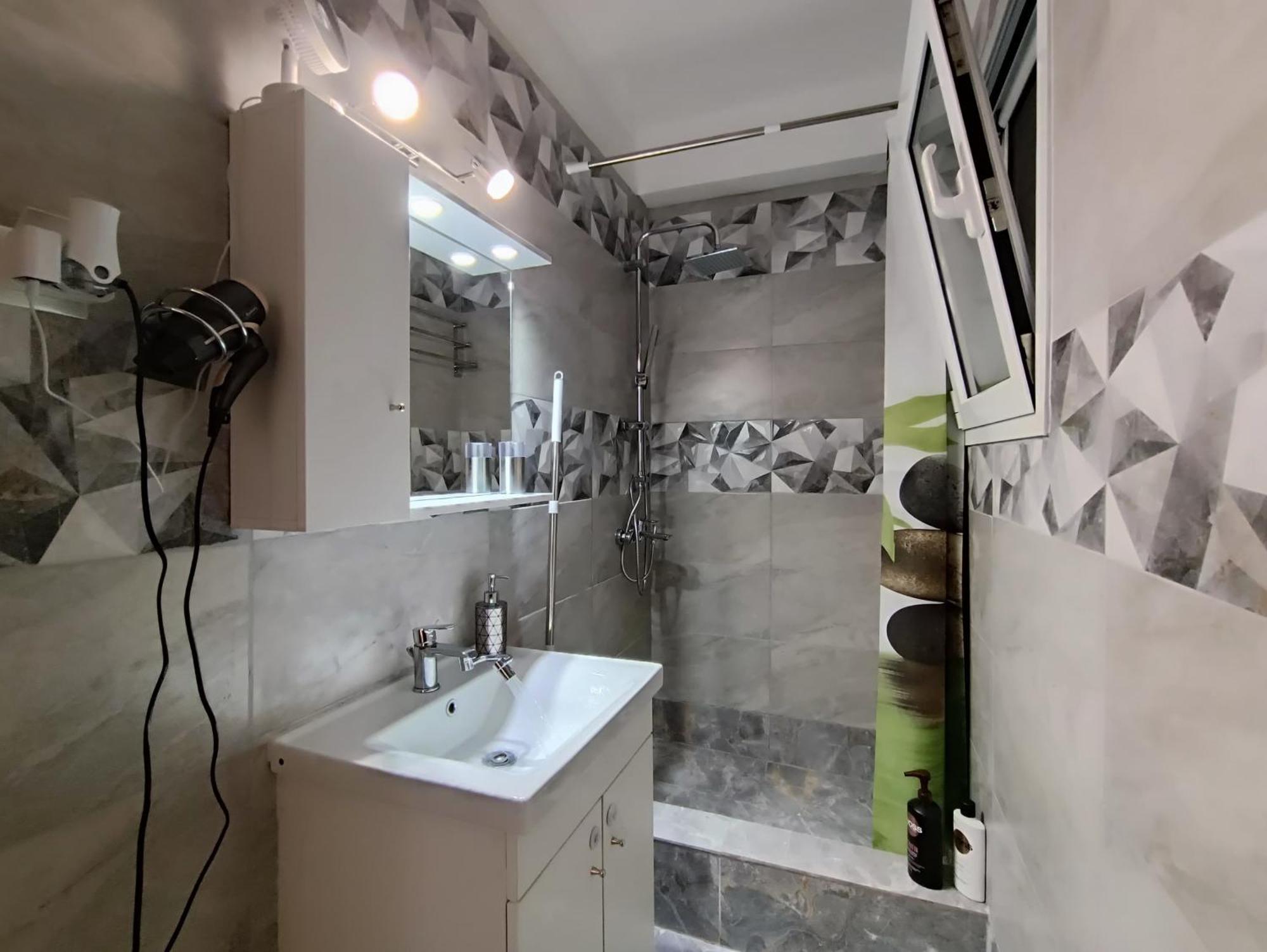 Dimelli In Appartement